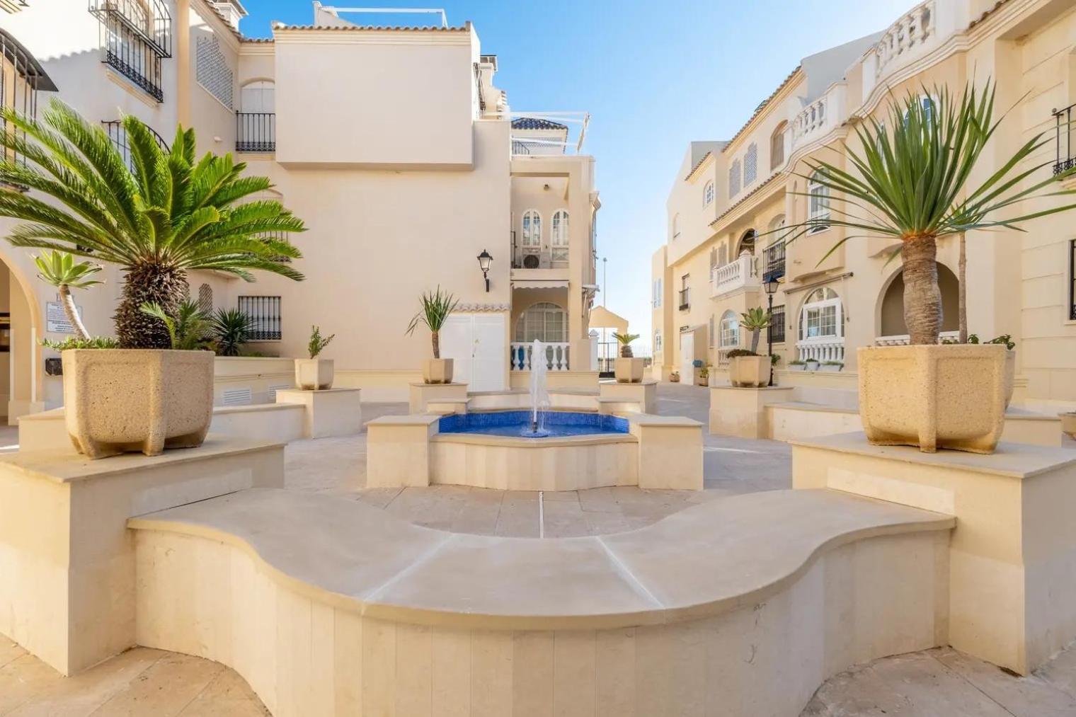 Amazing Penthouse On The Beach, Sea Views, Wifi, Airconditioning And Parking Torrevieja Luaran gambar