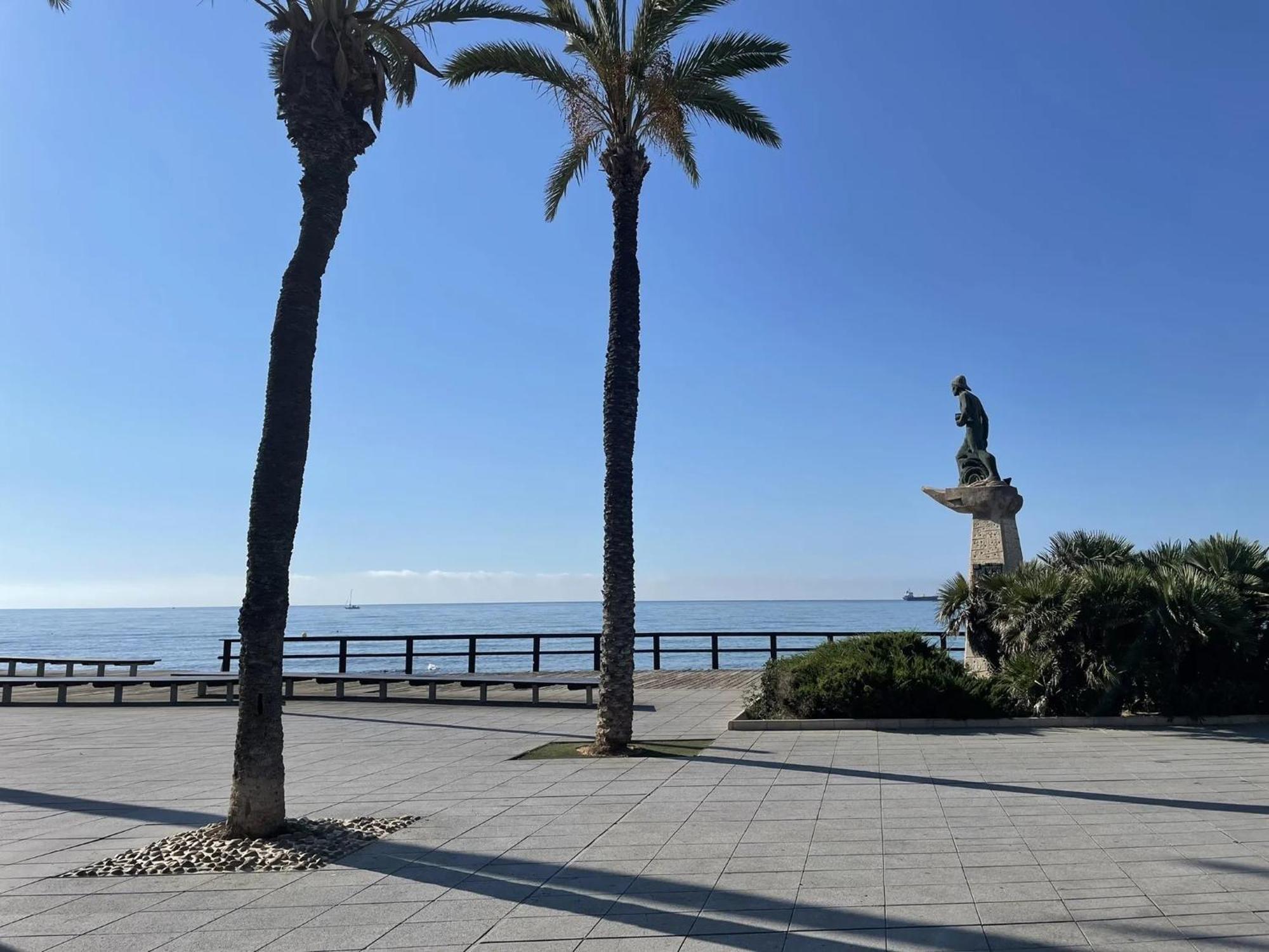 Amazing Penthouse On The Beach, Sea Views, Wifi, Airconditioning And Parking Torrevieja Luaran gambar