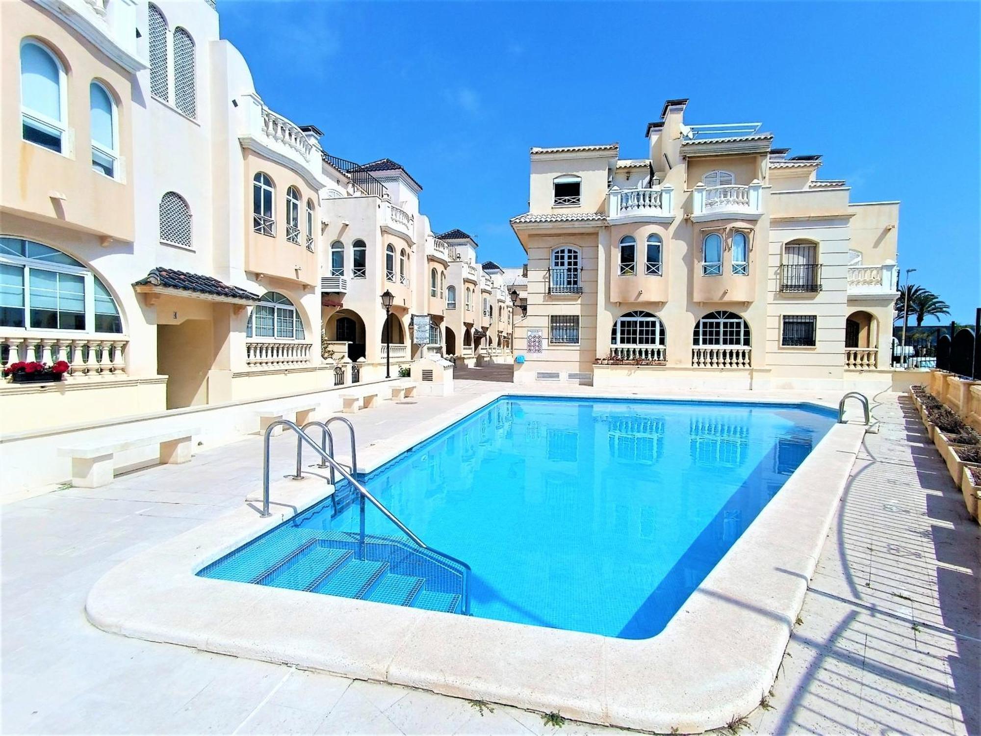 Amazing Penthouse On The Beach, Sea Views, Wifi, Airconditioning And Parking Torrevieja Luaran gambar