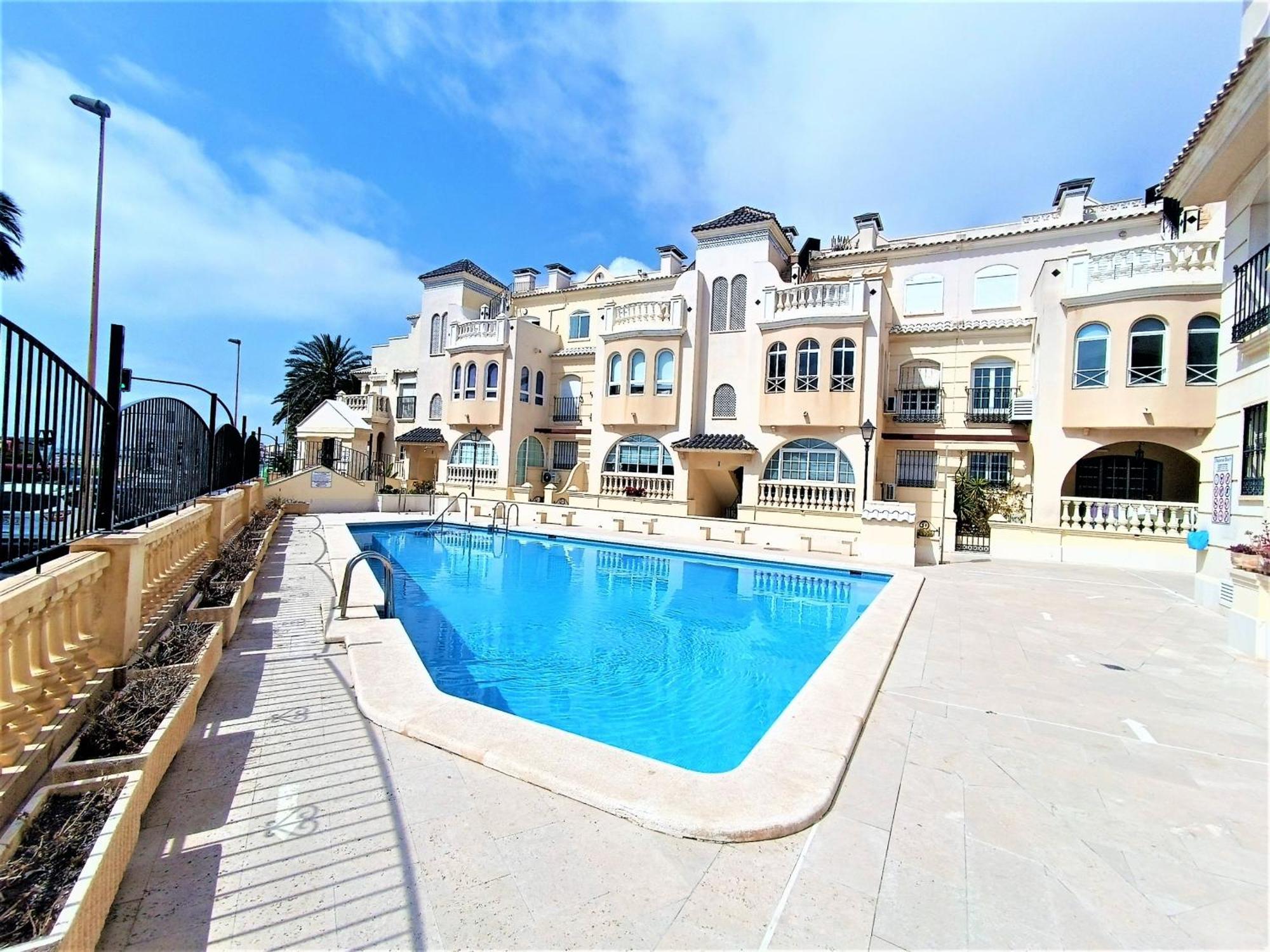 Amazing Penthouse On The Beach, Sea Views, Wifi, Airconditioning And Parking Torrevieja Luaran gambar